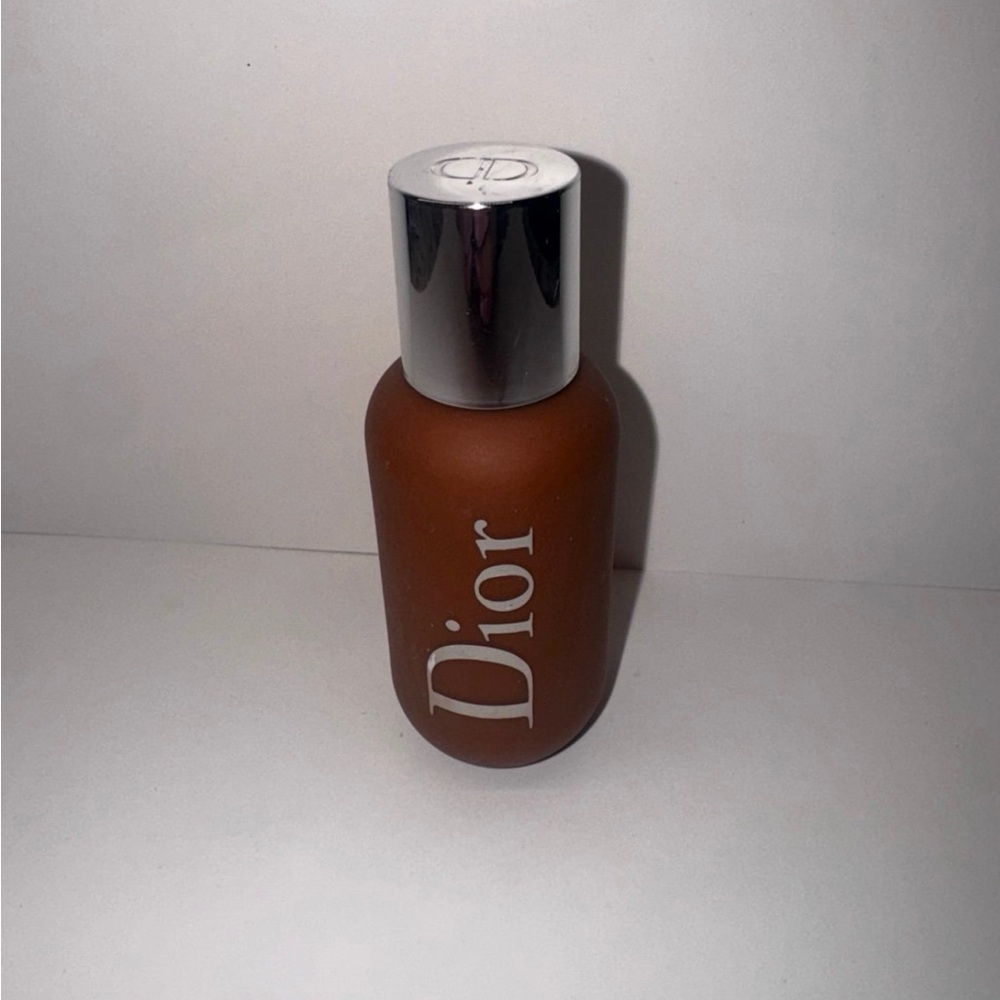 Dior BackStage Face & Body Foundation In 6.5N